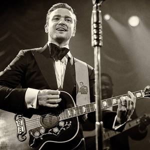 洗澡Gay军人Gay监狱
